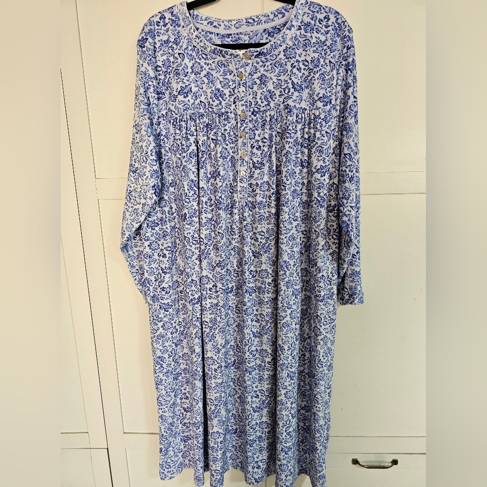 Aria Collection Women's 3X Plus Size Blue White Floral Fleece Velour Nightgown